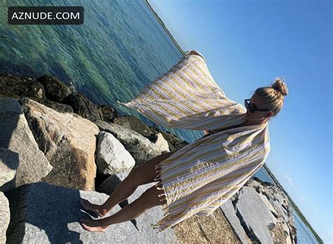 Natasha Henstridge Nude And Sexy Photos Collection Aznude