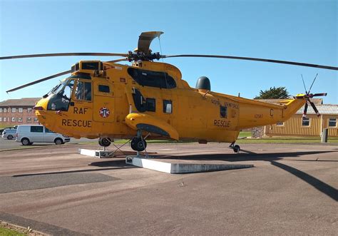 Walkaround Raf Har3 Sea King Sar Helicopter Reference By Subject