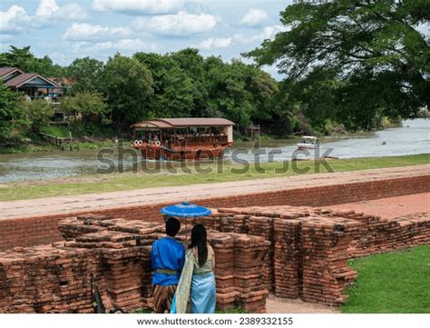 2 Wat Chaiwatthanaram Rental Images, Stock Photos, 3D objects ...