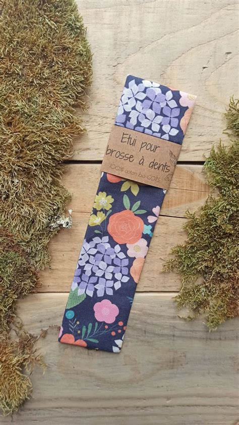 Etui pour brosse à dents fleurs Maya Créa