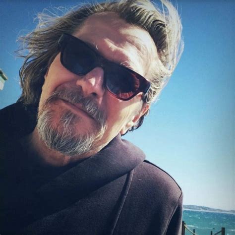 Gary In Malibu 💙 Source Garyoldmania Tim Roth Gary Oldman Romantic