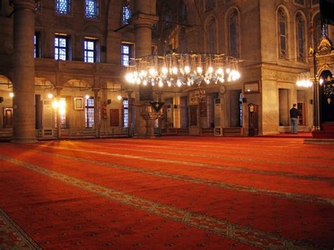 Eyüp Sultan Camii Nerede Nasıl Gidilir Gezilecek Yerler