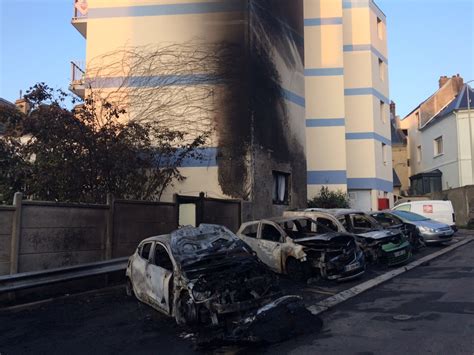 Incendies en série une vingtaine de voitures prennent feu dans un