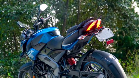 Bajaj Pulsar Ns 125 First Ride Being A Sporty Commuter