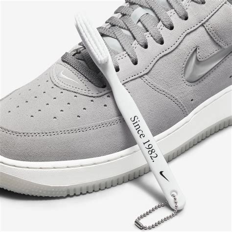 Nike Air Force 1 Low Retro Light Smoke Grey DV0785 003 Release Date SBD