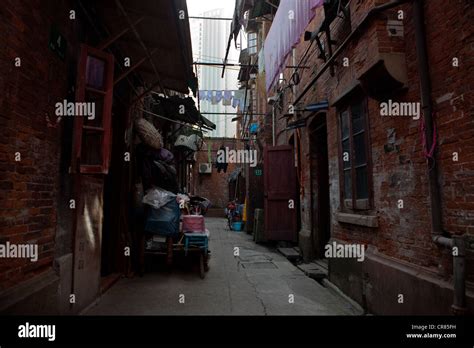 Back Alley Of Streets In Shanghai China Stock Photo Alamy