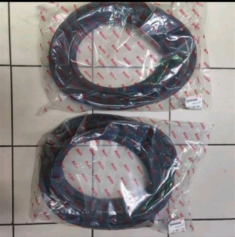 Jual Karet Balon Pintu Depan 2bh Ori Taft GT Feroza Rocky Hiline