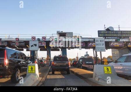 toll booth at the Whitestone bridge Stock Photo - Alamy