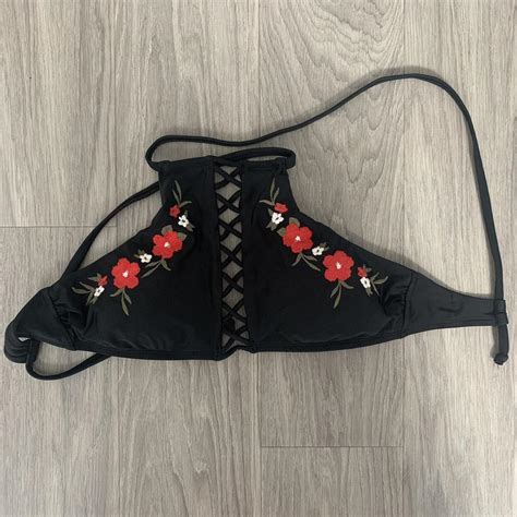 Hollister Co Women S Black And Red Bikini And Tankini Tops Depop