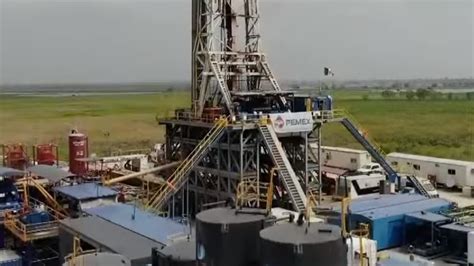 Video Descubren en Tabasco campo gigante de petróleo