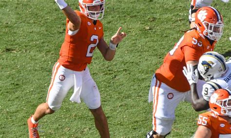 Cade Klubnik Top Players In The Clemson Vs Georgia Tech Football Game