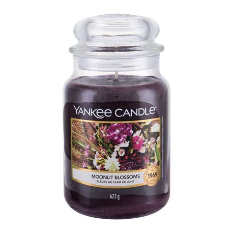 Yankee Candle Moonlit Blossoms Ароматни свещи Parfimobg