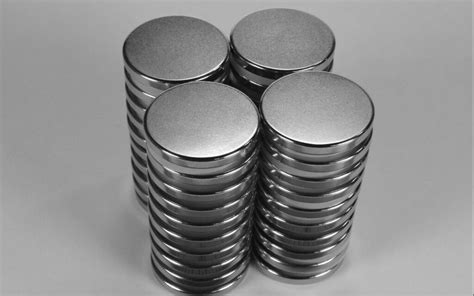 Dx N Neodymium Disc Cylinder Magnets Epi Magnets