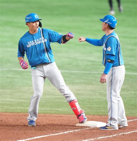 侍ジャパン栗山監督“初陣”1点差薄氷勝利「村神様」村上宗隆豪快ソロ弾も飛び出す／ライブ詳細 プロ野球ライブ速報写真ニュース 日刊スポーツ