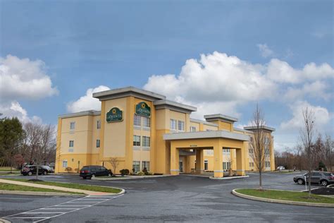 La Quinta Inn & Suites by Wyndham Harrisburg-Hershey | Harrisburg, PA ...