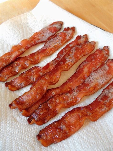 How To Bake Perfectly Crisp Bacon