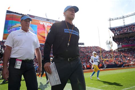 Jim Harbaugh Reveals Why He Had To Leave The Field On Sunday The Spun