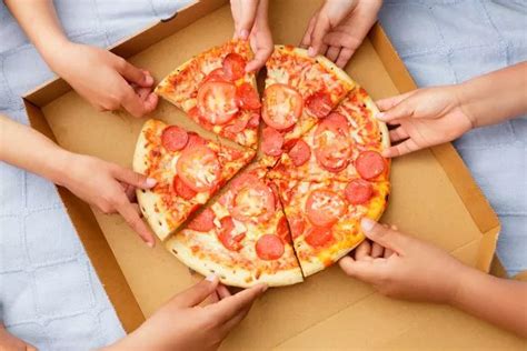 Takeaways are giving away free pizza for National Pizza Day - here's how to claim yours - Mirror ...