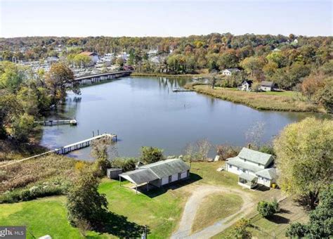 Deale Md Waterfront Homes For Sale Property And Real Estate On The Water Redfin