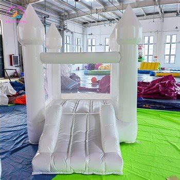 China Customized Inflatable White Bouncy Castle Manufacturers