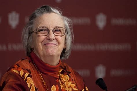 Elinor Ostrom 2009 Nobel Prize In Economics For Her Study On The