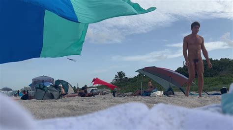 Hot College Dude Nude ThisVid