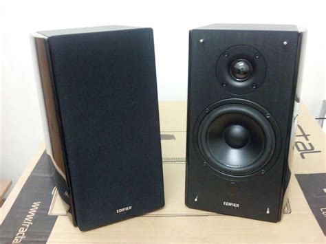 Edifier R2000DB Speaker Unboxing and Review - AyumiLove