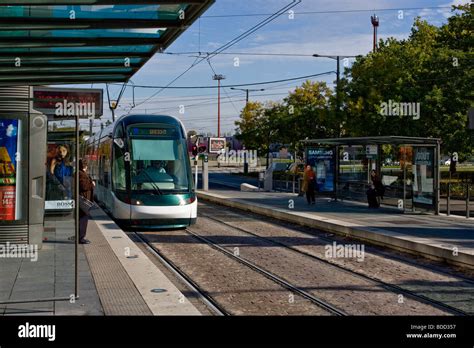 Strasbourg Tram arriving at station Stock Photo - Alamy