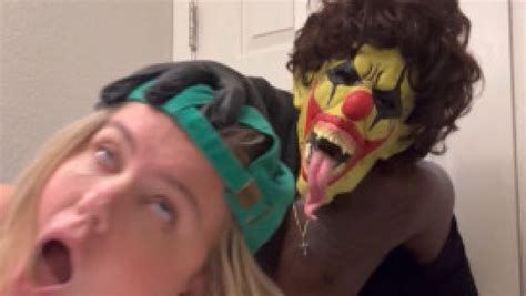 GIbbyTheClown Blonde Whore Loses Job And Fucks Clown To Become A Pornstar ManyVids