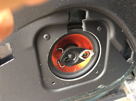 «Качественная» установка динамиков в стоке)) — Chevrolet Niva GLX, 1,7 ...