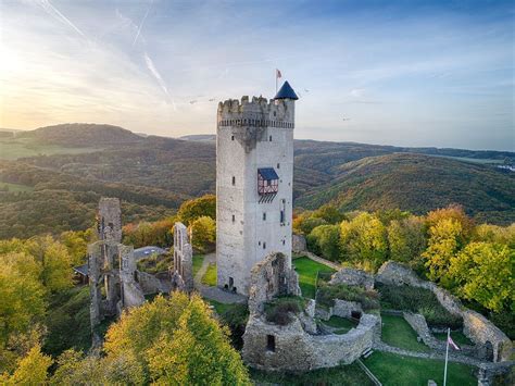 Erlebnisführung auf Burg Olbrück brohltal info24 de