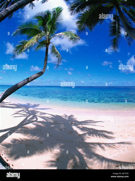 Kaaawa Beach Oahu Hawaii USA Stock Photo - Alamy