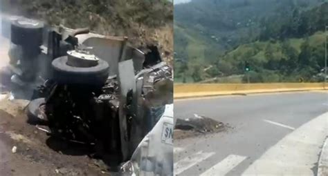 Grave accidente en vía La Línea hoy tractocamión se quedó sin frenos