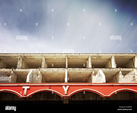 Isle of wight derelict hi-res stock photography and images - Alamy