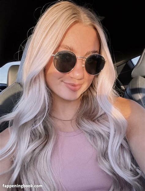 Tavia Tavia Jucksch Taviahunt Nude OnlyFans Leaks Fappening FappeningBook