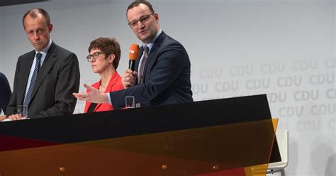 Halbzeit Im Rennen Um Cdu Vorsitz Merz Verteidigt Sich Spahn Sp Rt