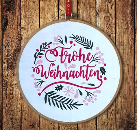 Stickdatei Frohe Weihnachten Gesteck Kranz Ab 13x18cm 5 Etsy De