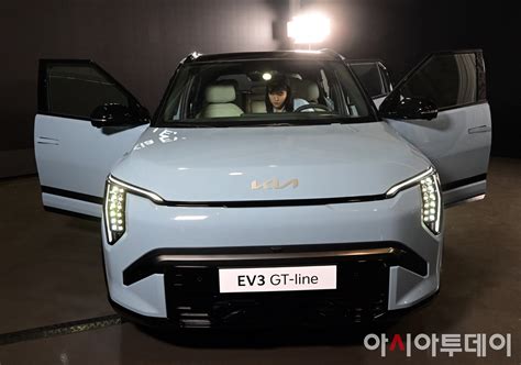 포토 콤팩트 Suv 전기차 ‘더 기아 Ev3 첫 공개 아시아투데이