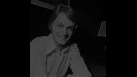 claude françois au 46 bd exelmans YouTube