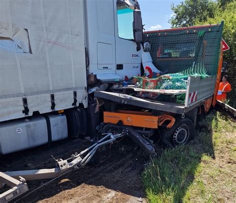 A2 bei Braunschweig Lkw außer Kontrolle mit verheerenden Folgen