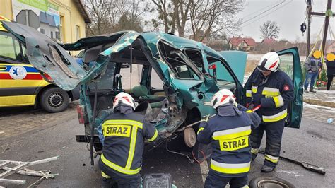 Kolejny Wypadek Na Trasie Toru Bydgoszcz Tym Razem Na Dk W