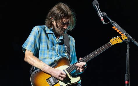 John Frusciante Arrivano Gli Album I E II La Storia Del Chitarrista Dei Red Hot Chili Peppers