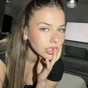 Список девушек OnlyFans Porn Dude