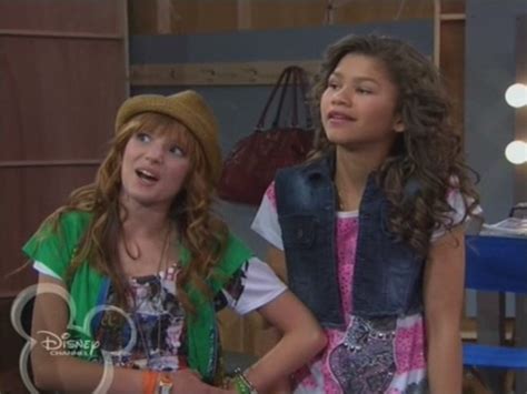 Shake It Up 01x01 Start It Up Shake It Up Image 29430277 Fanpop