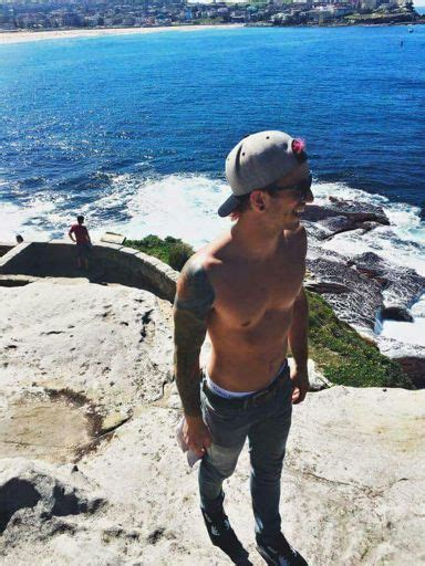 My Celebrity Crush Gay Amino