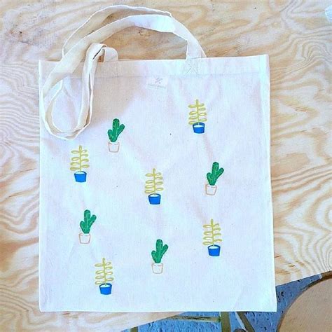 Pin By Speelhof On Zeefdrukken Op Textiel Tote Bag Reusable Tote