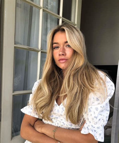 97 Best Blonde Selfies Ideas Blonde Selfies Blonde Hair Styles