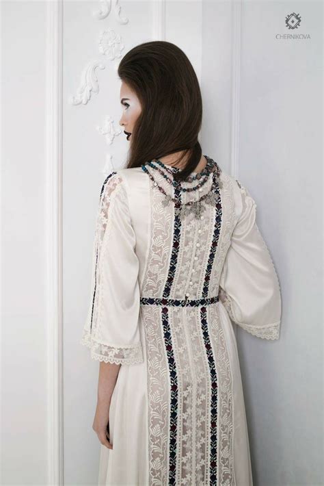 Pin by Svitlana Shynkaruk on Вишиті ідеї | Beautiful dresses, Fashion ...