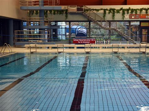 Swedish Women Start Vigilante Patrols At Swimming Pools After Reports Of Sexual Assaults By