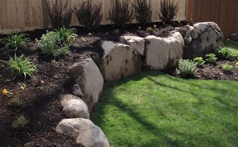 Small Boulder Retaining Wall — Randolph Indoor and Outdoor Design